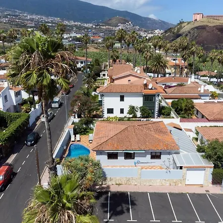Prime San Nicolas Holiday home *